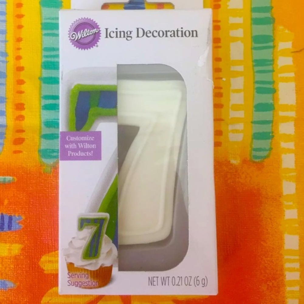 Wilton Decorating Birthday number “7”
